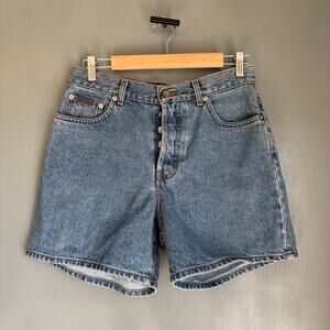 CK CALVIN KLEIN JEANS Women's 9 Button Fly Easy Fit Light Wash Denim Shorts